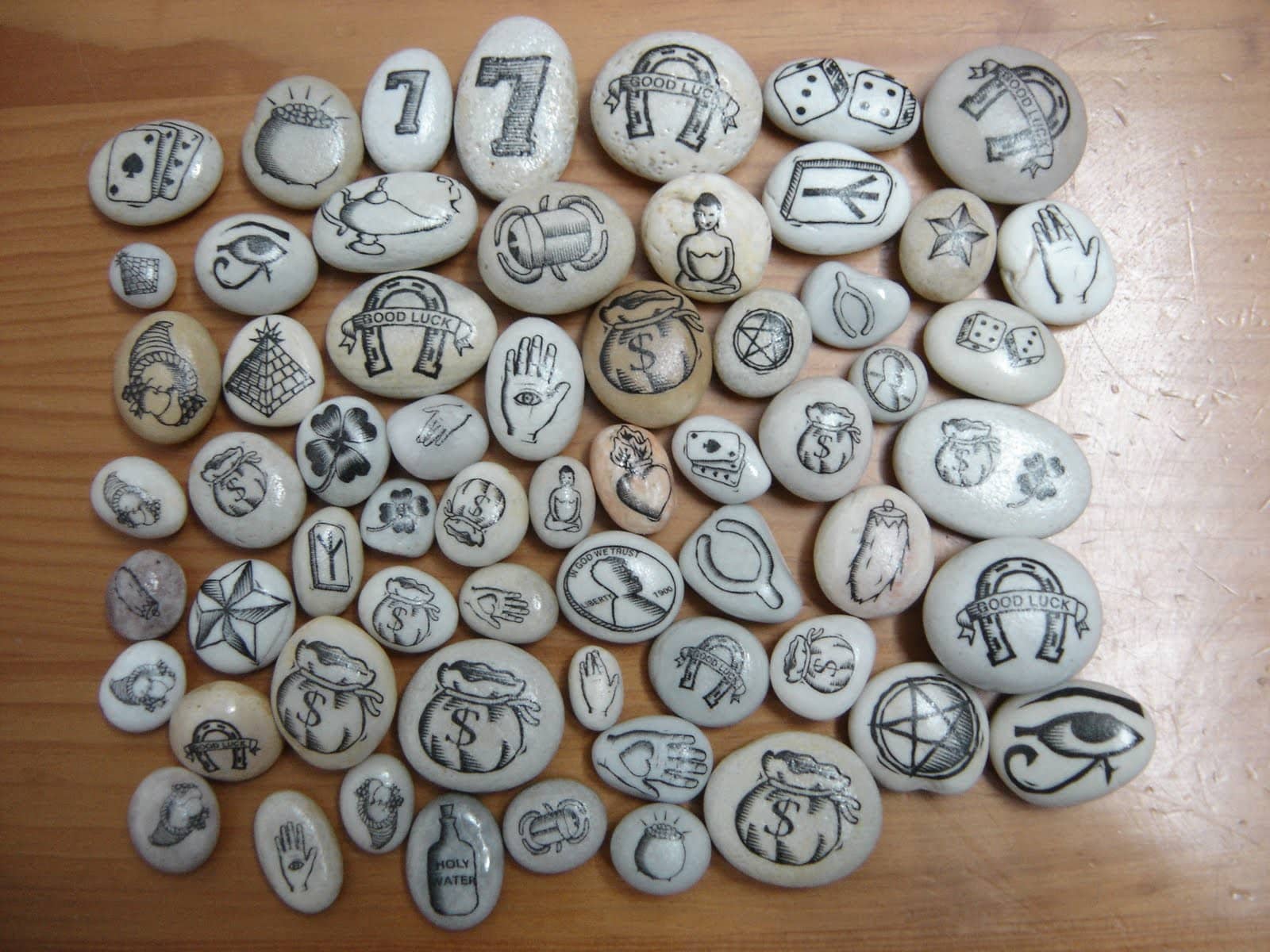Amuletos e Talismãs